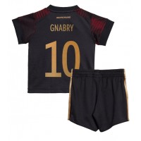 Nemecko Serge Gnabry #10 Vonkajší Detský futbalový dres MS 2022 Krátky Rukáv (+ trenírky)